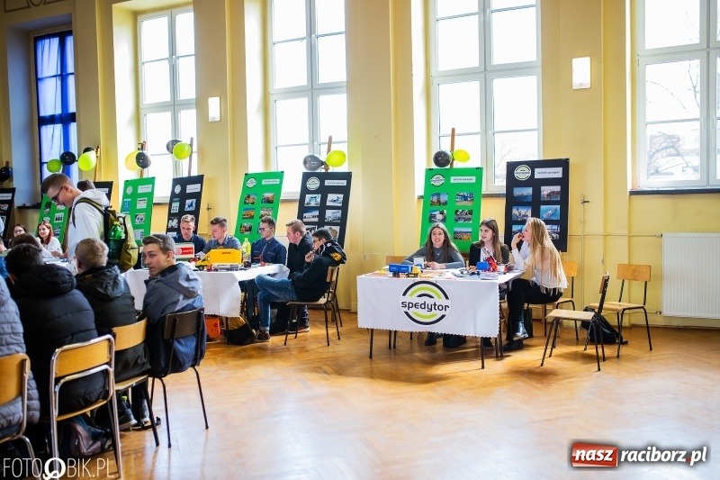 Zdjęcie w galerii na portalu naszraciborz.pl: Warsztaty przy Gimnazjalnej. Zostań uczniem Ekonomika wiadomości z regionu