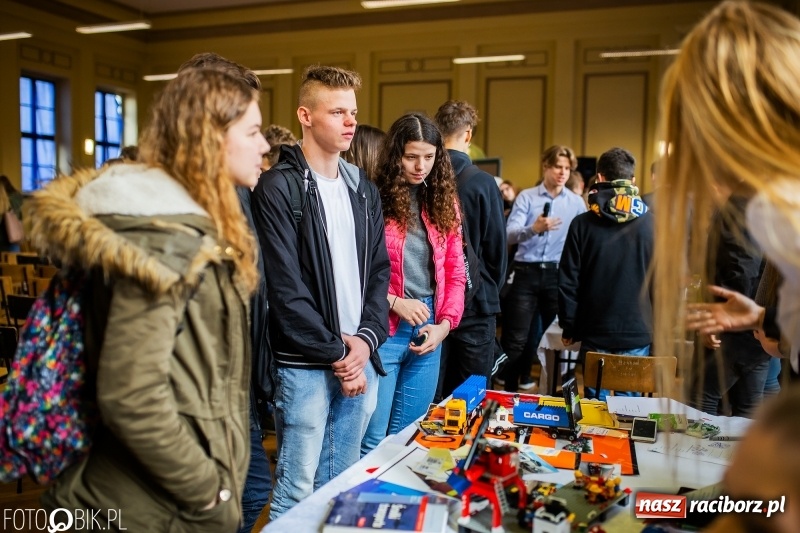 Zdjęcie w galerii na portalu naszraciborz.pl: Warsztaty przy Gimnazjalnej. Zostań uczniem Ekonomika wiadomości z regionu