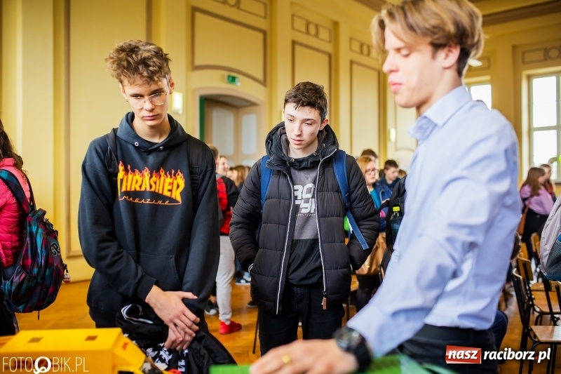 Zdjęcie w galerii na portalu naszraciborz.pl: Warsztaty przy Gimnazjalnej. Zostań uczniem Ekonomika wiadomości z regionu