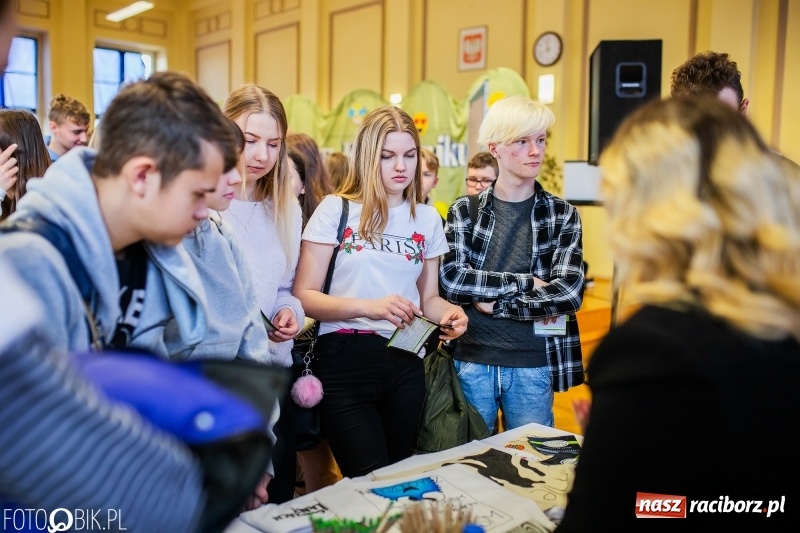 Zdjęcie w galerii na portalu naszraciborz.pl: Warsztaty przy Gimnazjalnej. Zostań uczniem Ekonomika wiadomości z regionu