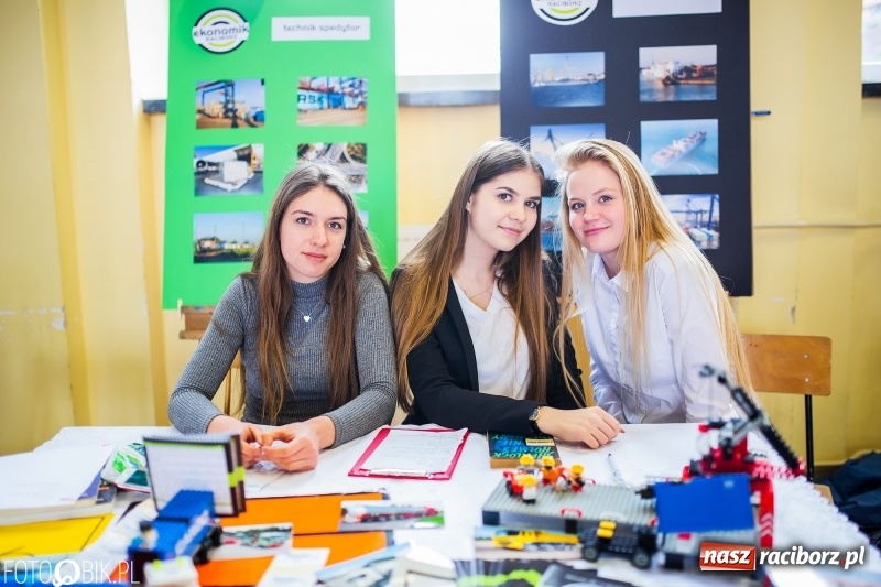 Zdjęcie w galerii na portalu naszraciborz.pl: Warsztaty przy Gimnazjalnej. Zostań uczniem Ekonomika wiadomości z regionu
