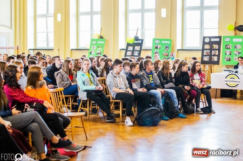 Zdjęcie w galerii na portalu naszraciborz.pl: Warsztaty przy Gimnazjalnej. Zostań uczniem Ekonomika wiadomości z regionu