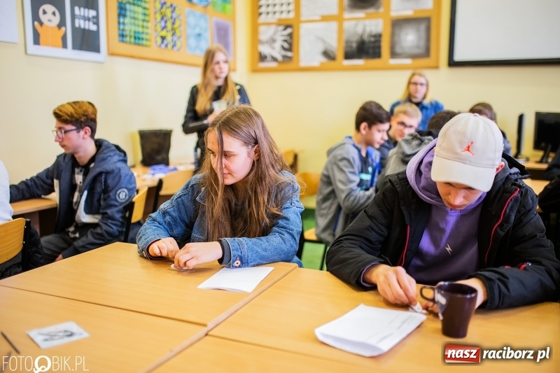 Zdjęcie w galerii na portalu naszraciborz.pl: Warsztaty przy Gimnazjalnej. Zostań uczniem Ekonomika wiadomości z regionu