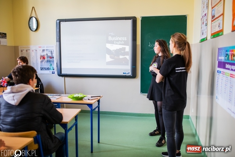 Zdjęcie w galerii na portalu naszraciborz.pl: Warsztaty przy Gimnazjalnej. Zostań uczniem Ekonomika wiadomości z regionu