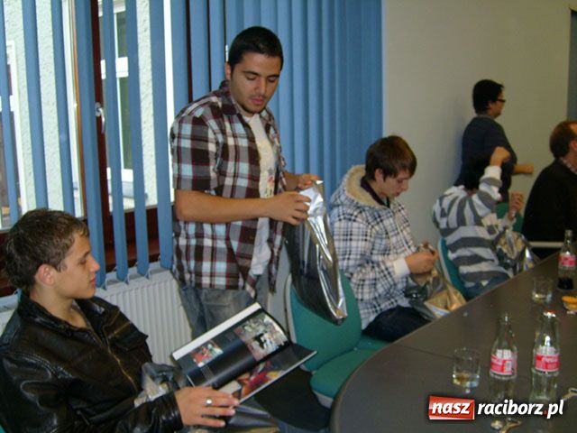 Zdjęcie w galerii na portalu naszraciborz.pl: eTwinning w G 1 wiadomości z regionu