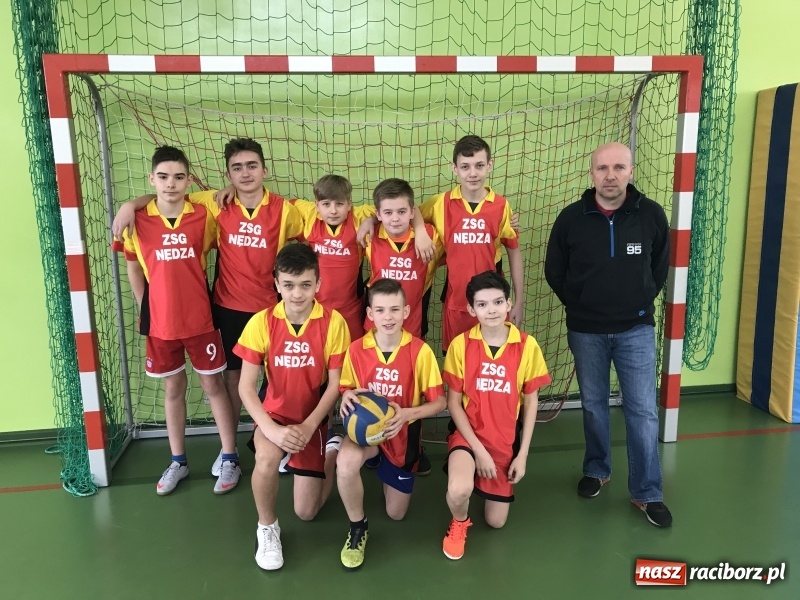 Zdjęcie w galerii na portalu naszraciborz.pl: Siatkarze Nędzy z awansem do finału rejonowego wiadomości z regionu