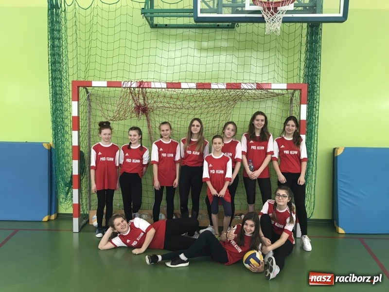 Zdjęcie w galerii na portalu naszraciborz.pl: Siatkarze Nędzy z awansem do finału rejonowego wiadomości z regionu