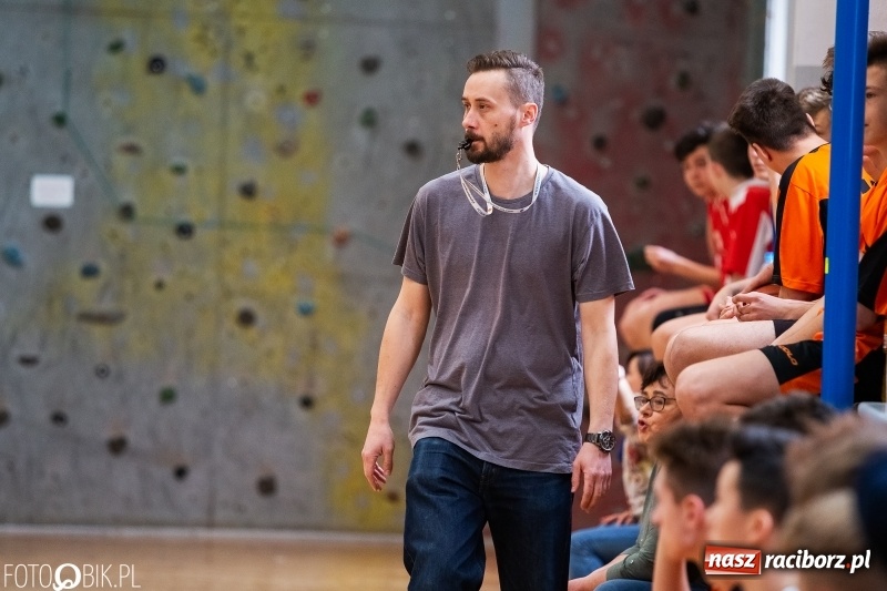 Zdjęcie w galerii na portalu naszraciborz.pl: Finały miejskie w koszykówce chłopców w raciborskim MOS-ie wiadomości z regionu