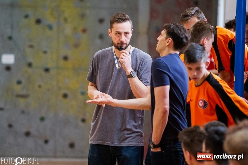 Zdjęcie w galerii na portalu naszraciborz.pl: Finały miejskie w koszykówce chłopców w raciborskim MOS-ie wiadomości z regionu