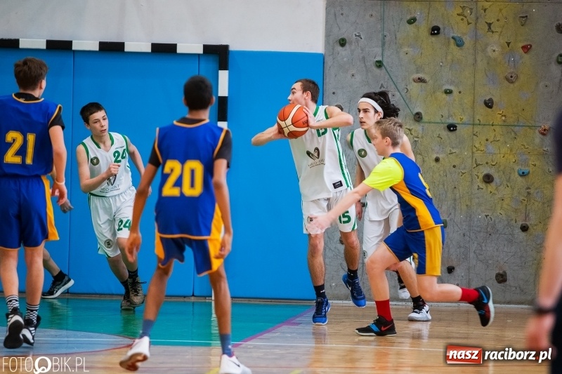 Zdjęcie w galerii na portalu naszraciborz.pl: Finały miejskie w koszykówce chłopców w raciborskim MOS-ie wiadomości z regionu