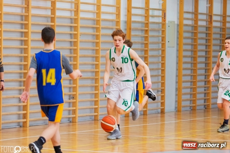 Zdjęcie w galerii na portalu naszraciborz.pl: Finały miejskie w koszykówce chłopców w raciborskim MOS-ie wiadomości z regionu