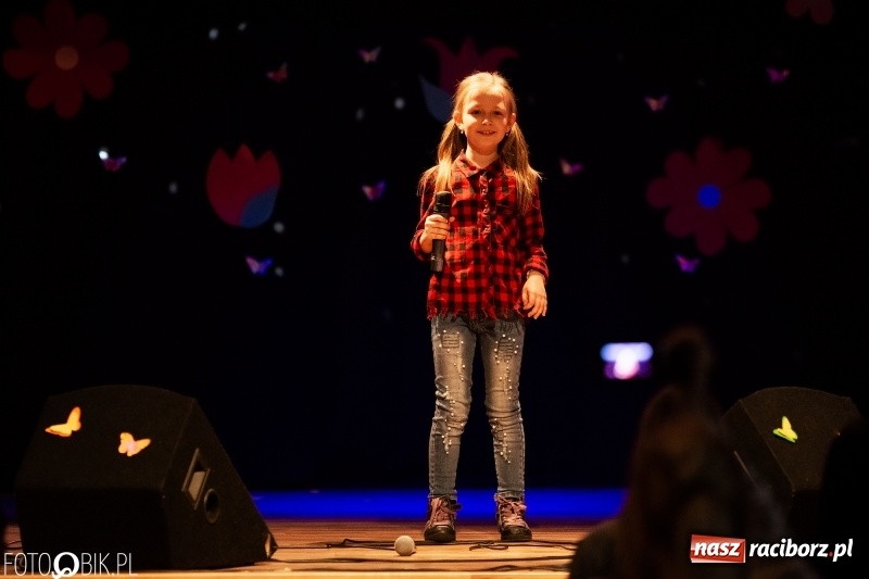 Zdjęcie w galerii na portalu naszraciborz.pl: Na wiosenną nutę w Młodzieżowym Domu Kultury w Raciborzu wiadomości z regionu