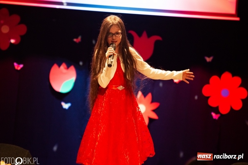 Zdjęcie w galerii na portalu naszraciborz.pl: Na wiosenną nutę w Młodzieżowym Domu Kultury w Raciborzu wiadomości z regionu