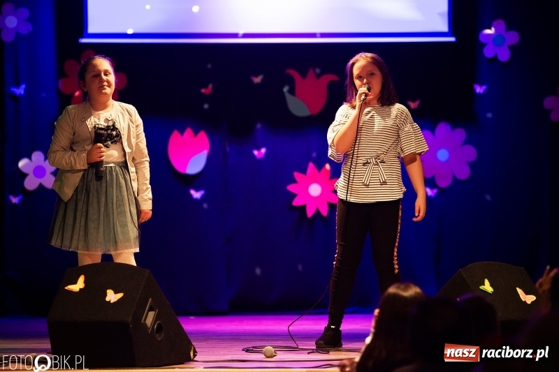 Zdjęcie w galerii na portalu naszraciborz.pl: Na wiosenną nutę w Młodzieżowym Domu Kultury w Raciborzu wiadomości z regionu