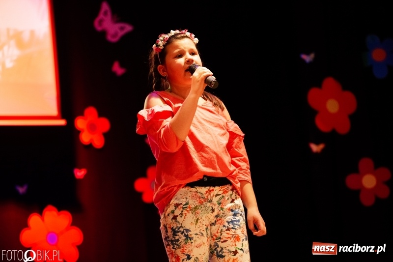 Zdjęcie w galerii na portalu naszraciborz.pl: Na wiosenną nutę w Młodzieżowym Domu Kultury w Raciborzu wiadomości z regionu