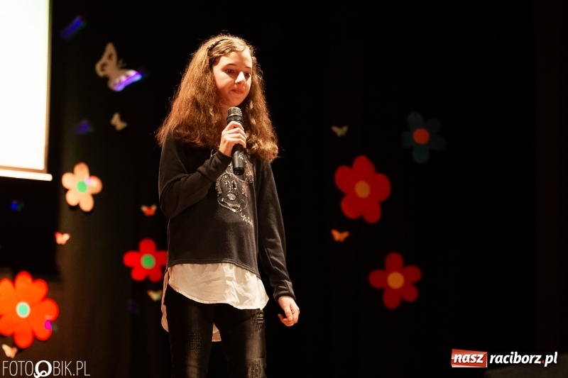 Zdjęcie w galerii na portalu naszraciborz.pl: Na wiosenną nutę w Młodzieżowym Domu Kultury w Raciborzu wiadomości z regionu