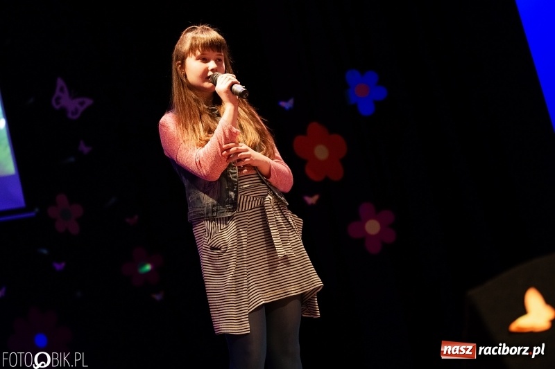 Zdjęcie w galerii na portalu naszraciborz.pl: Na wiosenną nutę w Młodzieżowym Domu Kultury w Raciborzu wiadomości z regionu