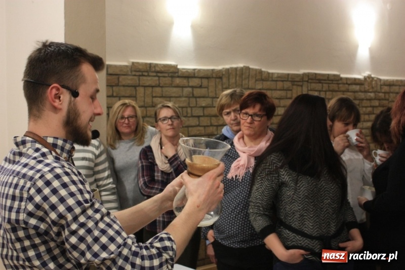 Zdjęcie w galerii na portalu naszraciborz.pl: W Borucinie poznali wszystkie tajemnice kawy wiadomości z regionu