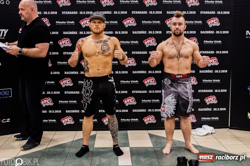 Zdjęcie w galerii na portalu naszraciborz.pl: Ostatnie odliczanie przed galą MMA w Raciborzu. Dziś odbyło się ważenie zawodników [FOTO i WIDEO] wiadomości z regionu