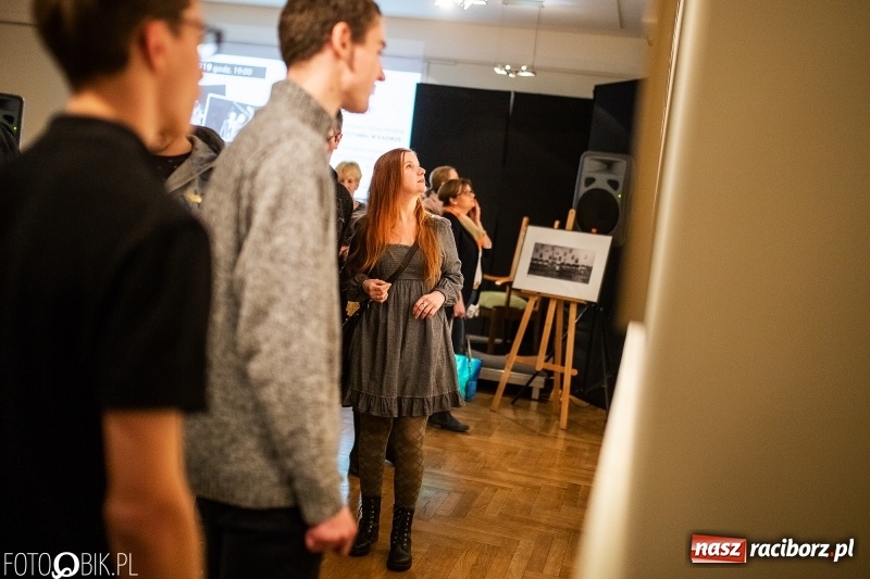 Zdjęcie w galerii na portalu naszraciborz.pl: Noc Teatrów z Tetraedrem w RCK wiadomości z regionu