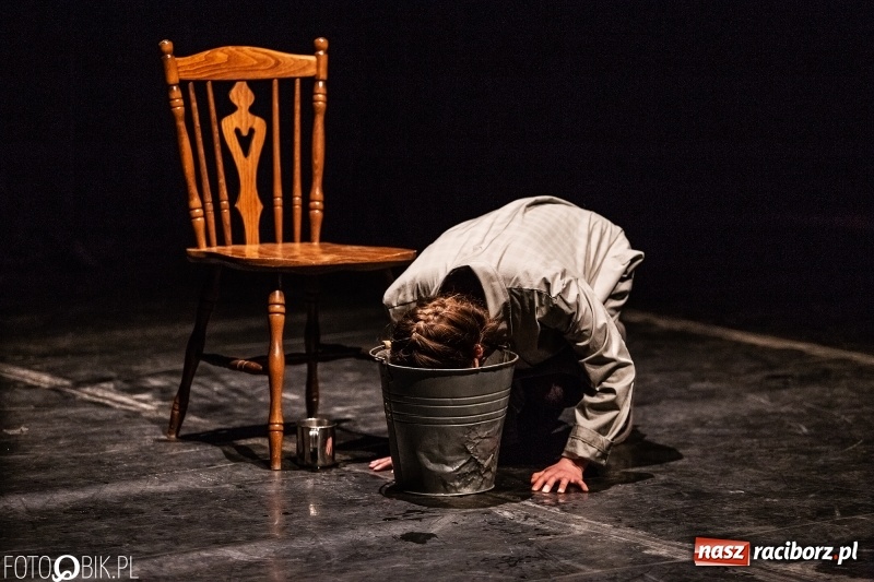 Zdjęcie w galerii na portalu naszraciborz.pl: Noc Teatrów z Tetraedrem w RCK wiadomości z regionu