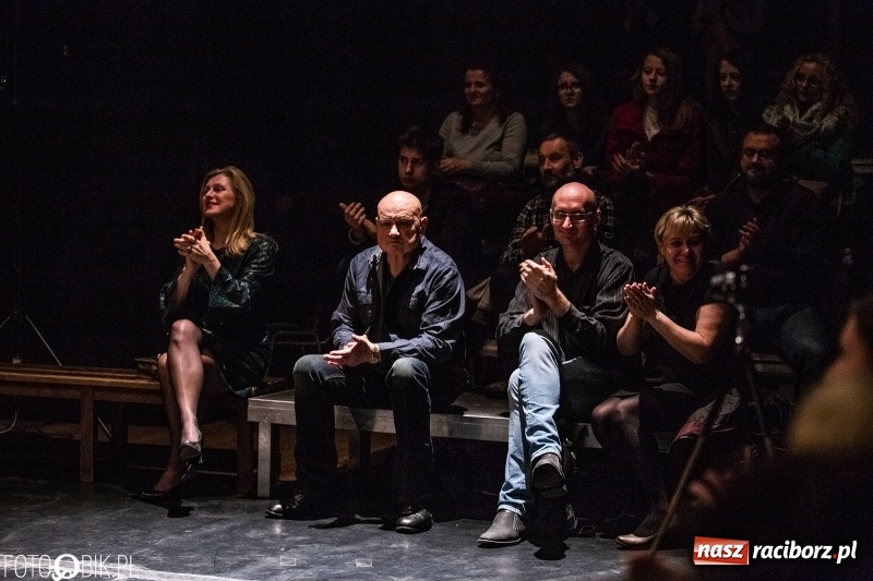 Zdjęcie w galerii na portalu naszraciborz.pl: Noc Teatrów z Tetraedrem w RCK wiadomości z regionu