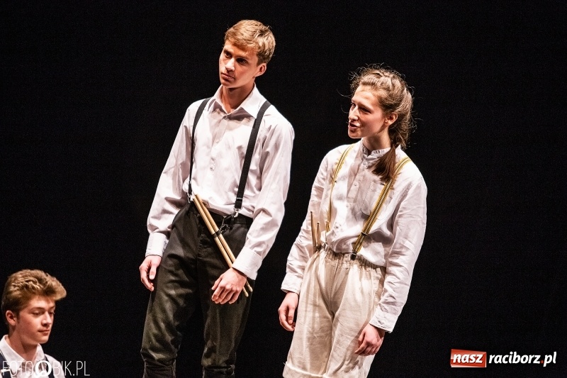 Zdjęcie w galerii na portalu naszraciborz.pl: Noc Teatrów z Tetraedrem w RCK wiadomości z regionu