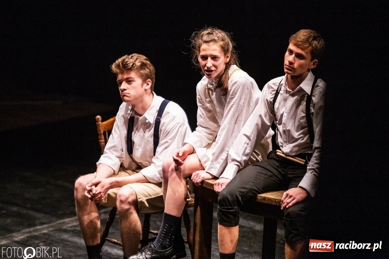 Zdjęcie w galerii na portalu naszraciborz.pl: Noc Teatrów z Tetraedrem w RCK wiadomości z regionu