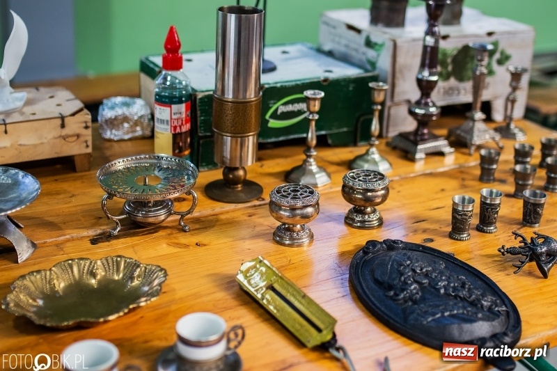 Zdjęcie w galerii na portalu naszraciborz.pl: Jarmark Staroci oraz Targ Koński w Pietrowicach Wielkich wiadomości z regionu