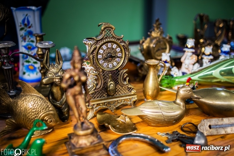 Zdjęcie w galerii na portalu naszraciborz.pl: Jarmark Staroci oraz Targ Koński w Pietrowicach Wielkich wiadomości z regionu