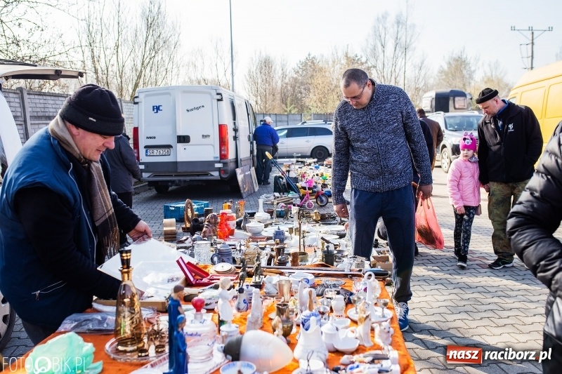 Zdjęcie w galerii na portalu naszraciborz.pl: Jarmark Staroci oraz Targ Koński w Pietrowicach Wielkich wiadomości z regionu