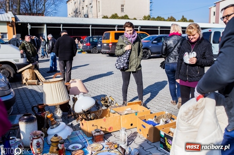 Zdjęcie w galerii na portalu naszraciborz.pl: Jarmark Staroci oraz Targ Koński w Pietrowicach Wielkich wiadomości z regionu