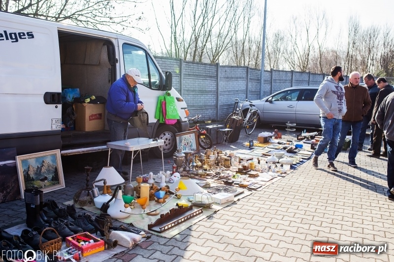 Zdjęcie w galerii na portalu naszraciborz.pl: Jarmark Staroci oraz Targ Koński w Pietrowicach Wielkich wiadomości z regionu