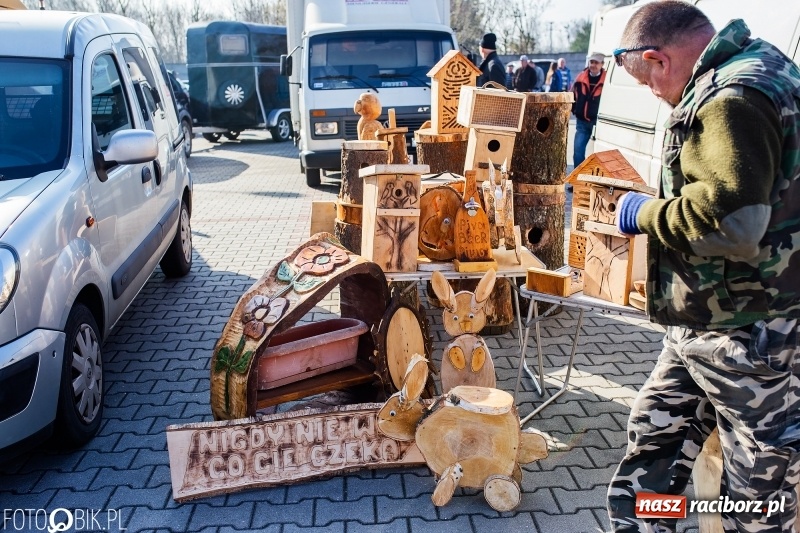 Zdjęcie w galerii na portalu naszraciborz.pl: Jarmark Staroci oraz Targ Koński w Pietrowicach Wielkich wiadomości z regionu