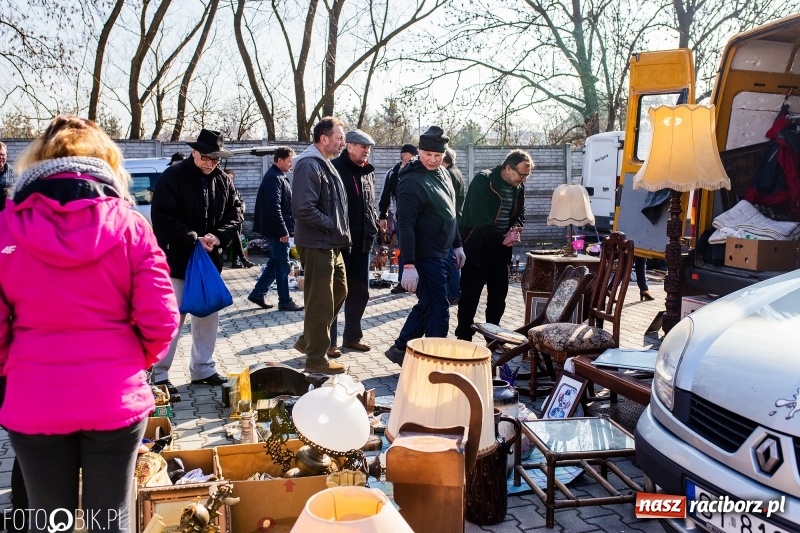 Zdjęcie w galerii na portalu naszraciborz.pl: Jarmark Staroci oraz Targ Koński w Pietrowicach Wielkich wiadomości z regionu