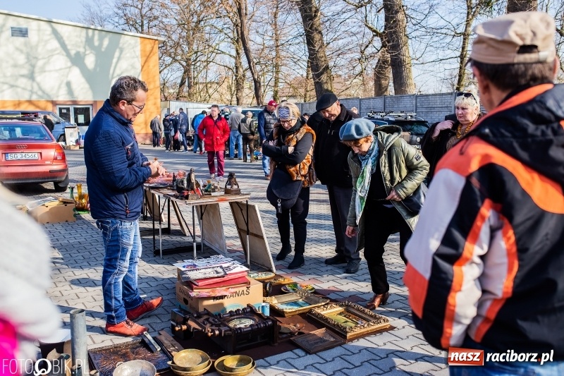 Zdjęcie w galerii na portalu naszraciborz.pl: Jarmark Staroci oraz Targ Koński w Pietrowicach Wielkich wiadomości z regionu