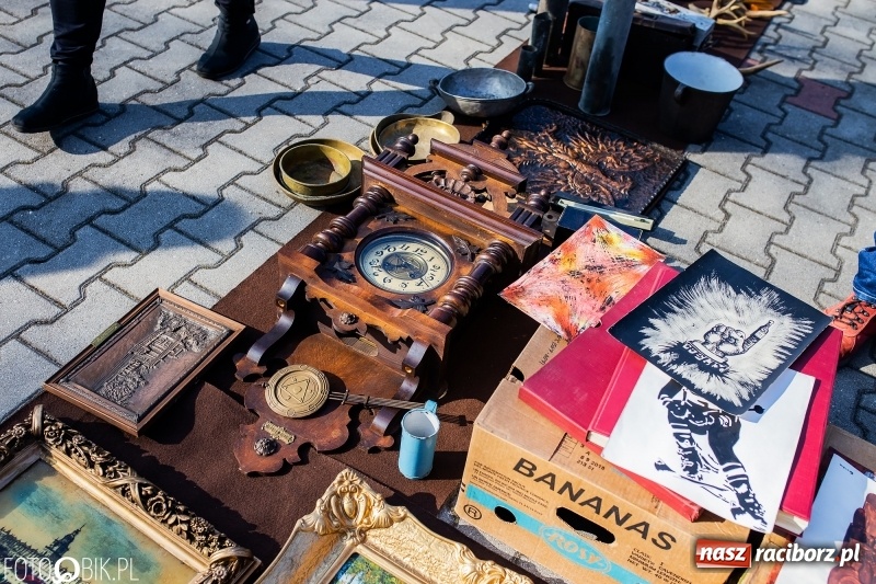 Zdjęcie w galerii na portalu naszraciborz.pl: Jarmark Staroci oraz Targ Koński w Pietrowicach Wielkich wiadomości z regionu