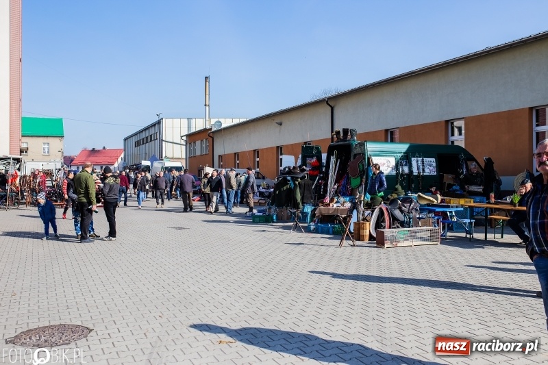 Zdjęcie w galerii na portalu naszraciborz.pl: Jarmark Staroci oraz Targ Koński w Pietrowicach Wielkich wiadomości z regionu