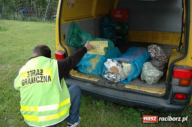 Zdjęcie w galerii na portalu naszraciborz.pl: Zatrzymani 4 mężczyźni wiadomości z regionu