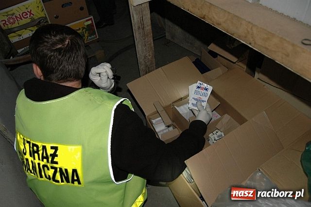 Zdjęcie w galerii na portalu naszraciborz.pl: Zatrzymani 4 mężczyźni wiadomości z regionu