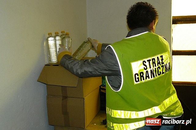 Zdjęcie w galerii na portalu naszraciborz.pl: Zatrzymani 4 mężczyźni wiadomości z regionu