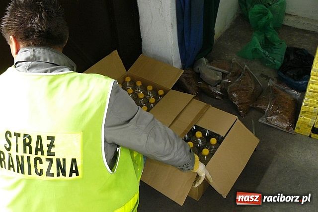 Zdjęcie w galerii na portalu naszraciborz.pl: Zatrzymani 4 mężczyźni wiadomości z regionu