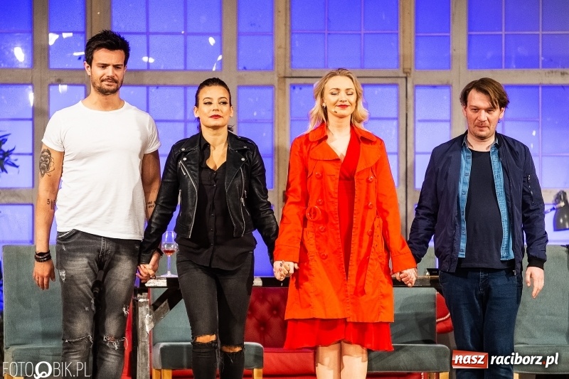 Zdjęcie w galerii na portalu naszraciborz.pl: Intymna schadzka w RCK, czyli spektakl Pikantni  wiadomości z regionu