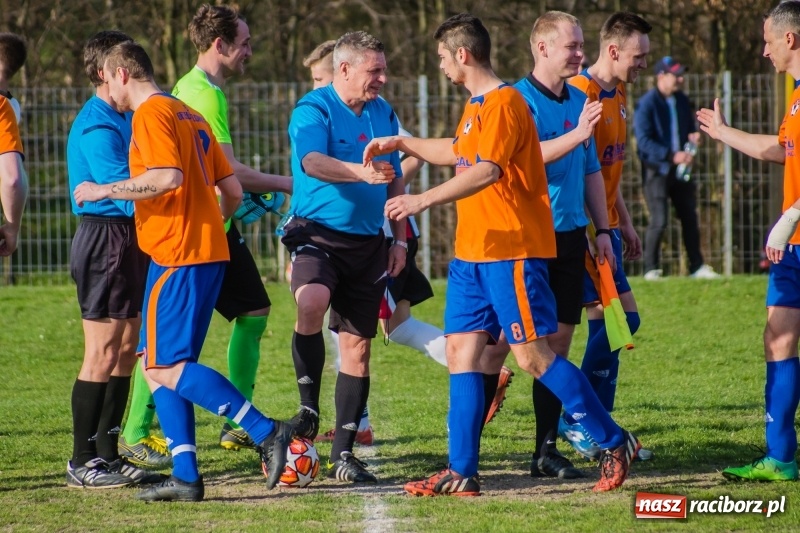 Zdjęcie w galerii na portalu naszraciborz.pl: B klasa. Bez niespodzianki przy Tuwima wiadomości z regionu