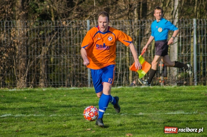 Zdjęcie w galerii na portalu naszraciborz.pl: B klasa. Bez niespodzianki przy Tuwima wiadomości z regionu