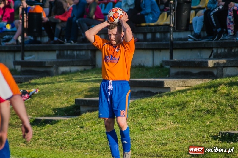 Zdjęcie w galerii na portalu naszraciborz.pl: B klasa. Bez niespodzianki przy Tuwima wiadomości z regionu