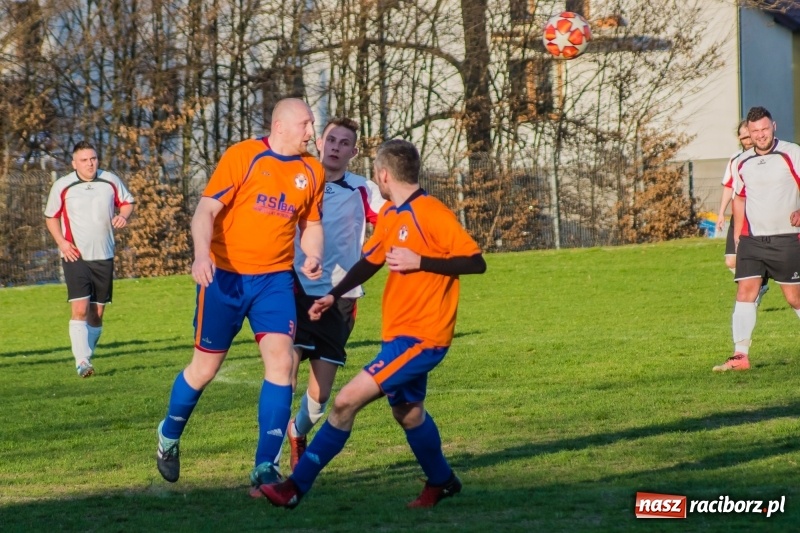 Zdjęcie w galerii na portalu naszraciborz.pl: B klasa. Bez niespodzianki przy Tuwima wiadomości z regionu