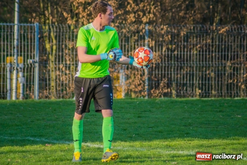 Zdjęcie w galerii na portalu naszraciborz.pl: B klasa. Bez niespodzianki przy Tuwima wiadomości z regionu