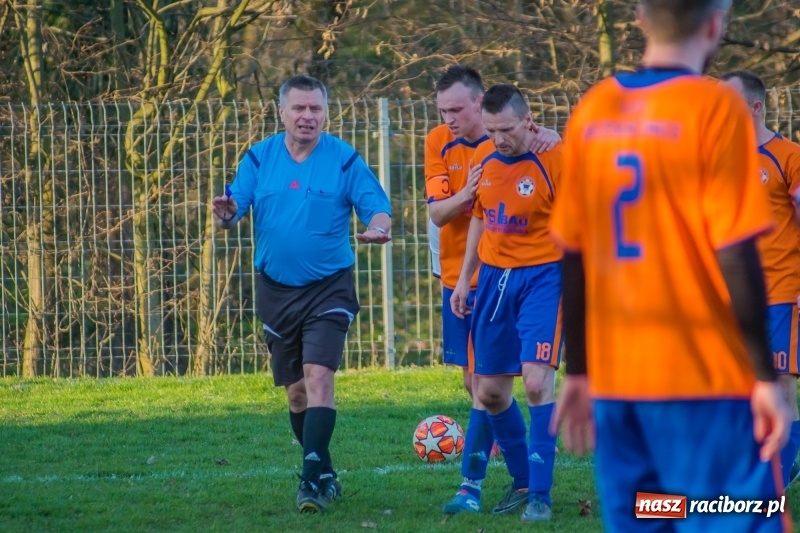Zdjęcie w galerii na portalu naszraciborz.pl: B klasa. Bez niespodzianki przy Tuwima wiadomości z regionu