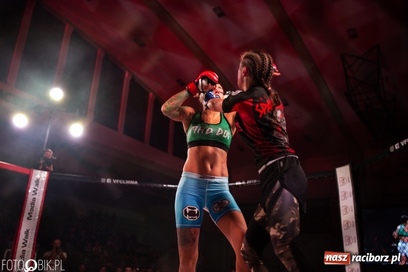 Zdjęcie w galerii na portalu naszraciborz.pl: Joanna Kiki Ogrodnik wygrywa przed czasem na gali MMA w Raciborzu [WIDEO i FOTO] wiadomości z regionu